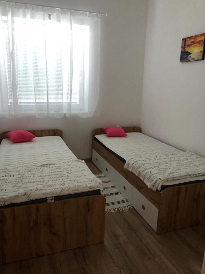 Apartmaji Meduza 2 Appartement Izola Buitenkant foto