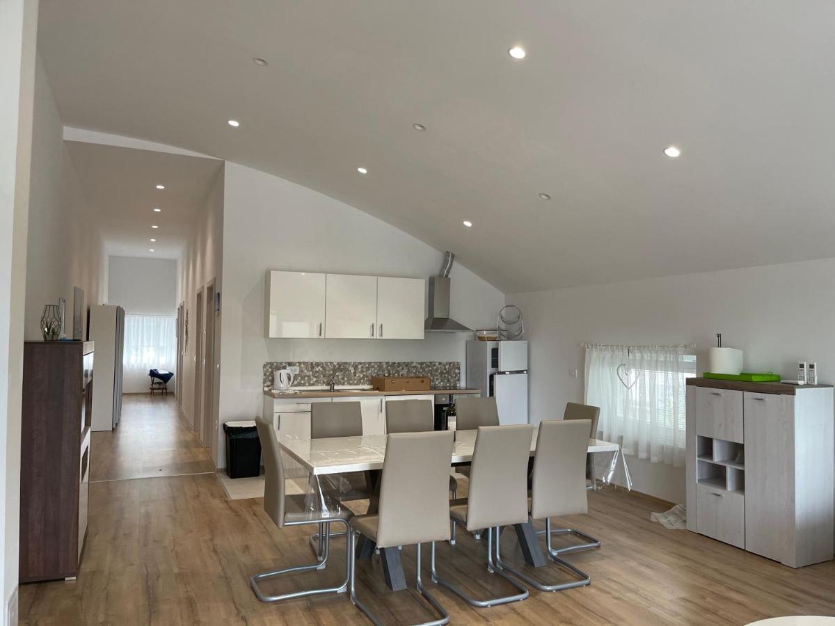 Apartmaji Meduza 2 Appartement Izola Buitenkant foto